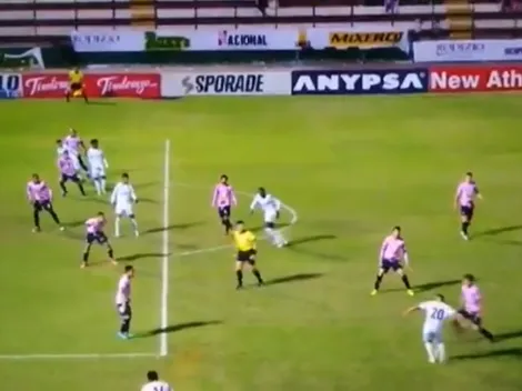 Otra vez a la San Martín: el juez de línea anuló un gol válido para los Santos contra el Boys