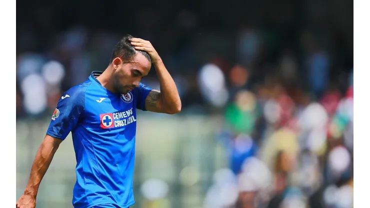 La afición del Cruz Azul ya no soporta el nivel de Adrián Aldrete