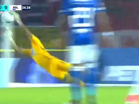 Roldán pitó un penal que no era, Junior cobró y Wuilker Faríñez hizo justicia con sus manos