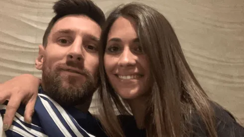 Estamos llorando: Messi subió una foto retro con Antonela Roccuzzo y nos mató con el título