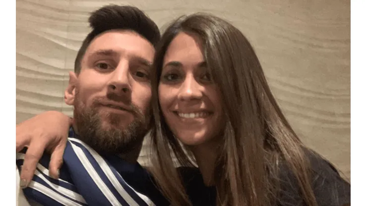 Estamos llorando: Messi subió una foto retro con Antonela Roccuzzo y nos mató con el título