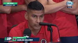 Carlos Salcido tomó la palabra en nombre del plantel.