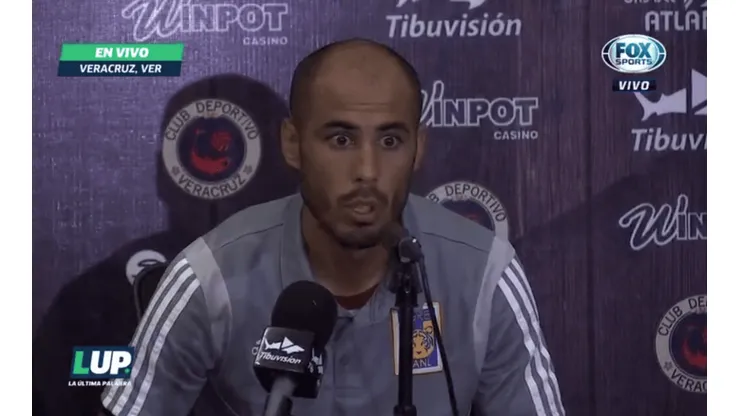 El volante defensivo se excusó del papelón que hizo su equipo.