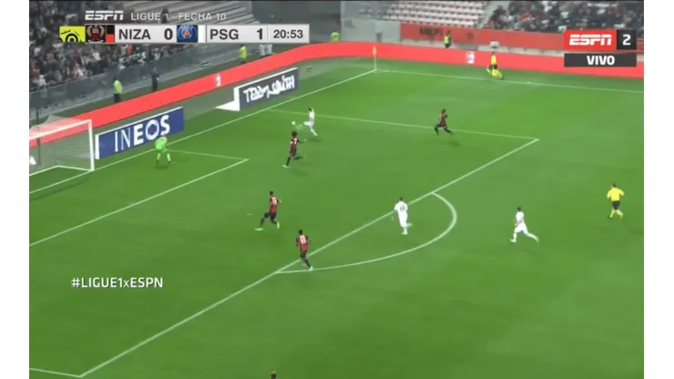 Di María on fire: metió el doblete picándola de zurda para un golazo
