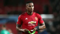 Antonio Valencia con los colores de Manchester United.