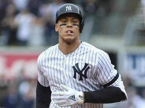 Lo pillaron: Vídeo muestra a Aaron Judge tratando de robarles señales a los Astros