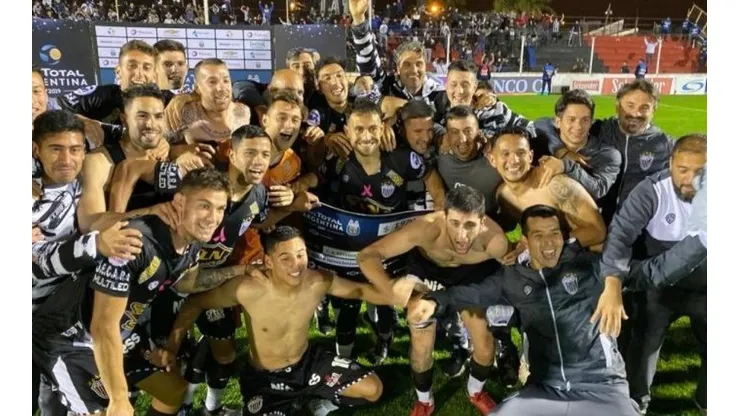 Foto de los jugadores.