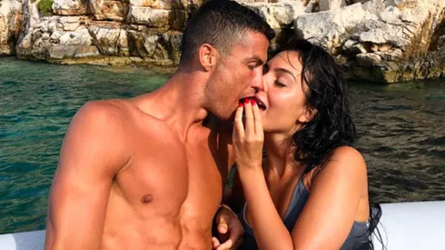 Un sueño: Cristiano subió foto en la pileta con Georgina Rodríguez