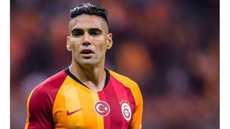 Nos arruinó el fin de semana: Falcao no jugaría con Galatasaray