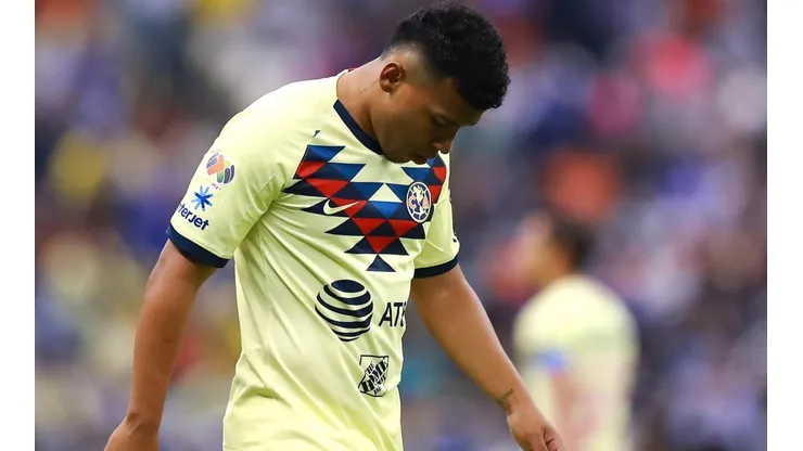 Aficionados del América se burlan de una publicación sobre Roger Martínez