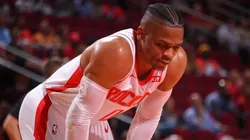 Ni debutó: Russell Westbrook ya metió a los Houston Rockets en problemas