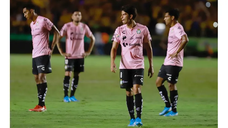 Santos celebró el regreso de sus Seleccionados