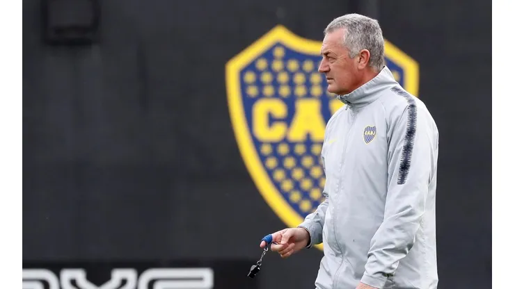 Olé: Alfaro ya tiene a 7 titulares para el Superclásico