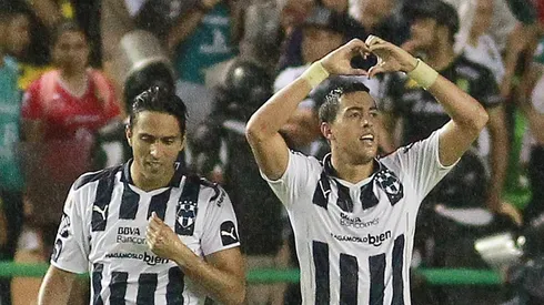 La afición de Monterrey no soporta a Aldo de Nigris y Rogelio Funes Mori