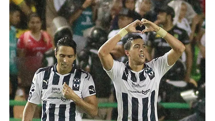 La afición de Monterrey no soporta a Aldo de Nigris y Rogelio Funes Mori