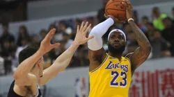 Se arrepintió: LeBron James tuvo que aclarar sus comentarios sobre China, pero el daño ya está hecho