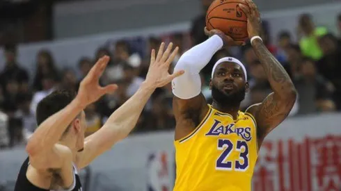Se arrepintió: LeBron James tuvo que aclarar sus comentarios sobre China, pero el daño ya está hecho