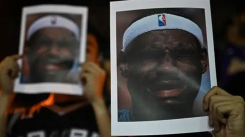 Enemigo mortal: queman camisetas de LeBron James en Hong Kong y su reacción fue insólita