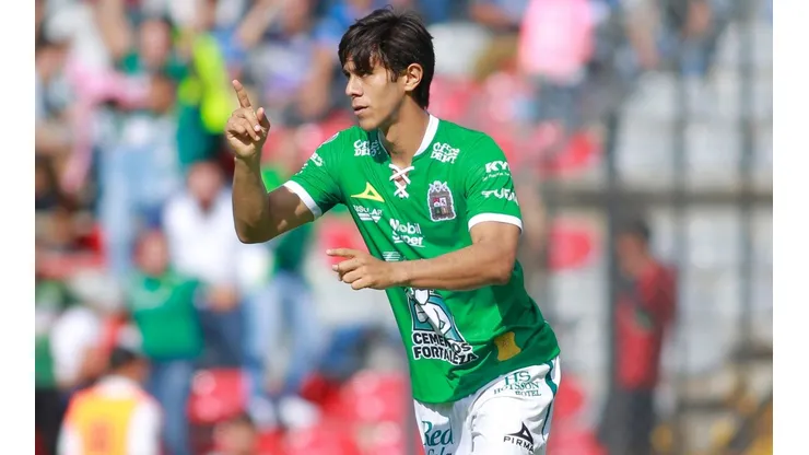 Según medios españoles, Betis ofertará por Macías en noviembre