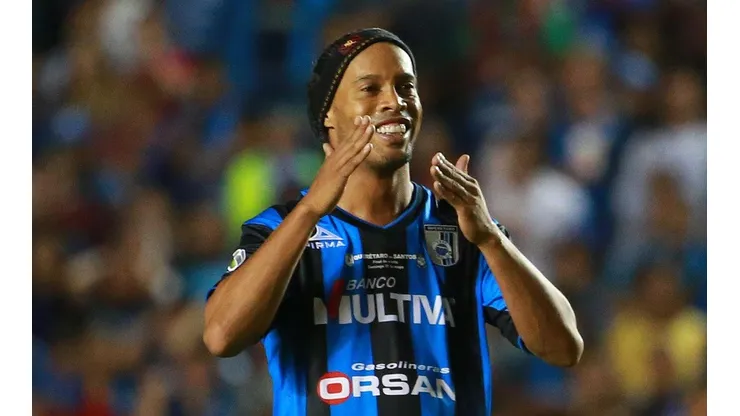 Ronaldinho volverá a México para despedirse del fútbol