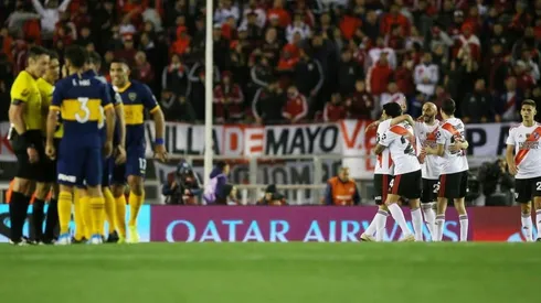 Angelici: "El VAR va a estar dentro de la cancha de Boca"