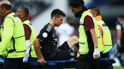 Hirving Lozano salió lesionado y preocupa a todo México