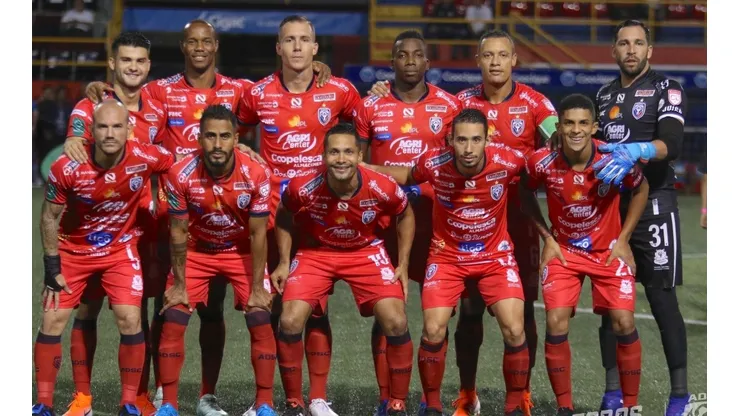 AD San Carlos recibe a Limón