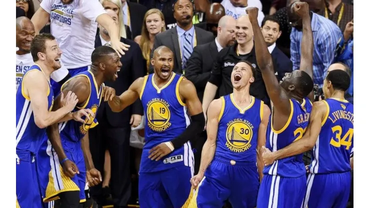 Salta la acera: un ex campeón de los Warriors escogerá entre Lakers o Clippers