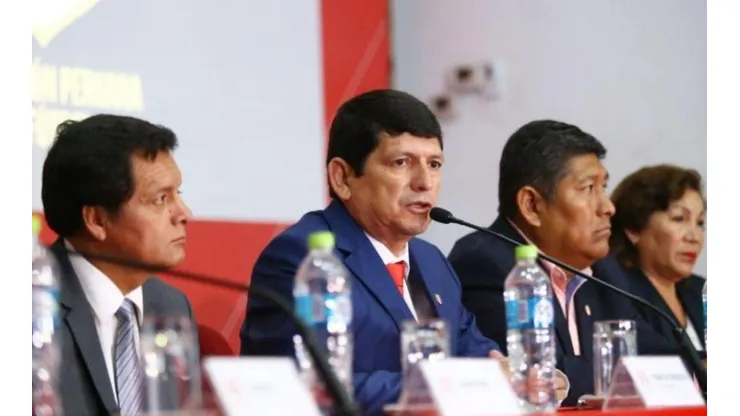 Lozano es el actual presidente de la FPF.