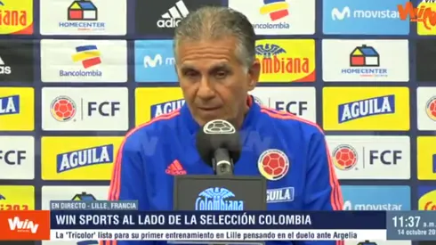Carlos Queiroz en rueda de prensa antes de enfrentar a Argelia.