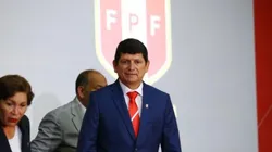 Lozano sucedió a Oviedo en la presidencia de la FPF.