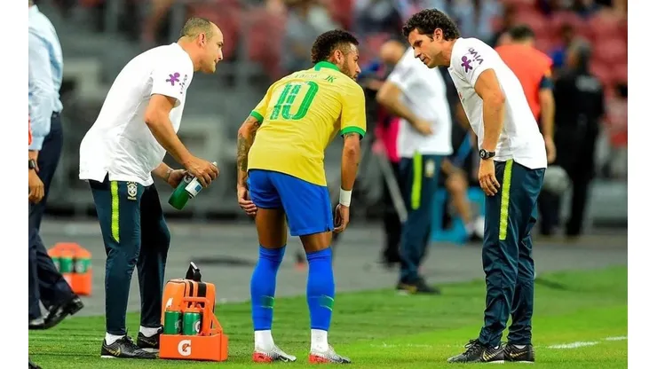 Es oficial: PSG confirmó el desgarro de Neymar