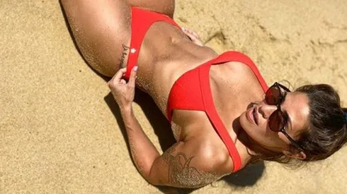 En bikini, Ivana Nadal se filmó con el filtro de River y picanteó: "Nos vemos a la vuelta voka"