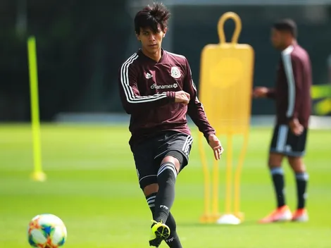 Fernando Navarro no quiere que JJ Macías pierda el piso