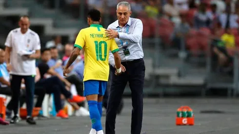 Sin palabras: a Neymar le alcanzó con dos emojis para su mensaje después de lesionarse