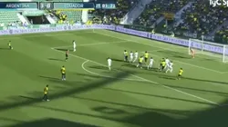 Marchesín en un cumple: Ángel Mena lo dejó parado de tiro libre con un golazo