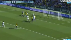 Una vez más de cabeza: un Alario prendido fuego abrió el marcador ante Ecuador