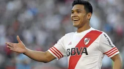 Teófilo Gutiérrez con la camiseta de River Plate.