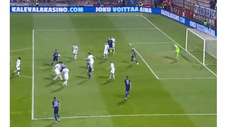 La bajó de pecho y la clavó en un ángulo: Pjanic se mandó el golazo del día
