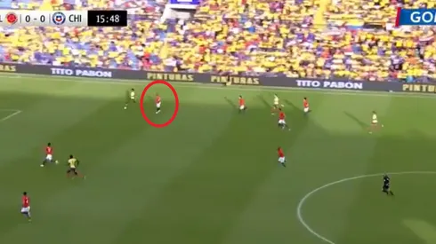 Gary Medel salió lesionado ante Colombia y encendió las alarmas