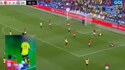 Era penal de aquí a la China: tumbaron a Cuadrado en el área y el juez ignoró todo