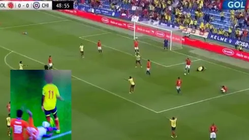 Era penal de aquí a la China: tumbaron a Cuadrado en el área y el juez ignoró todo