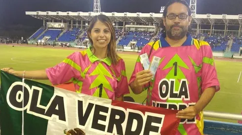 Gesto para aplaudir: Héctor Herrera invitó a los aficionados ignorados