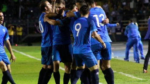 Guatemala visita a Anguila