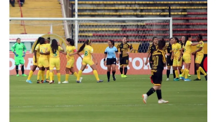 Atlético Huila 2-1 Peñarol