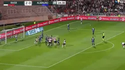 Quintero volvió a jugar tras 208 días y casi hace un golazo increíble de tiro libre