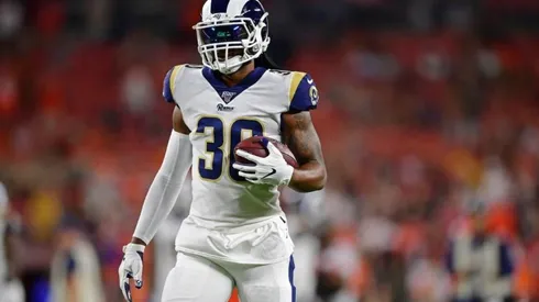 ¡Sin piedad! Todd Gurley destrozó a la NCAA.