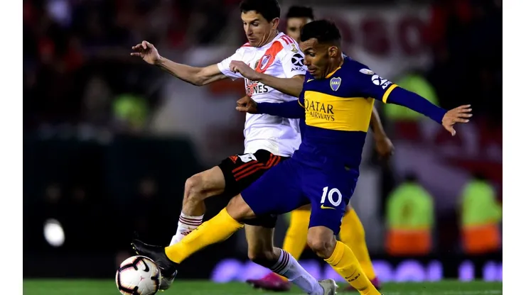 Foto de Carlos Tévez en El Monumental.