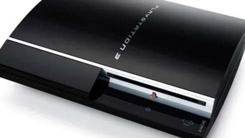 Arrestan a un hombre por "chipear" y vender una PlayStation 3 en Japón