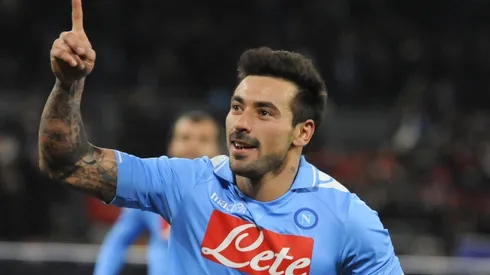 Un ex ultra del Napoli contó que tuvo que pedirle al Pocho Lavezzi que no salga más bailar